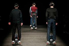 Airwheel na pisti grin emoticon ?#?TopWheels? ?#?Airwheel? ?#?Pista? ?#?Moda? - TopWheels